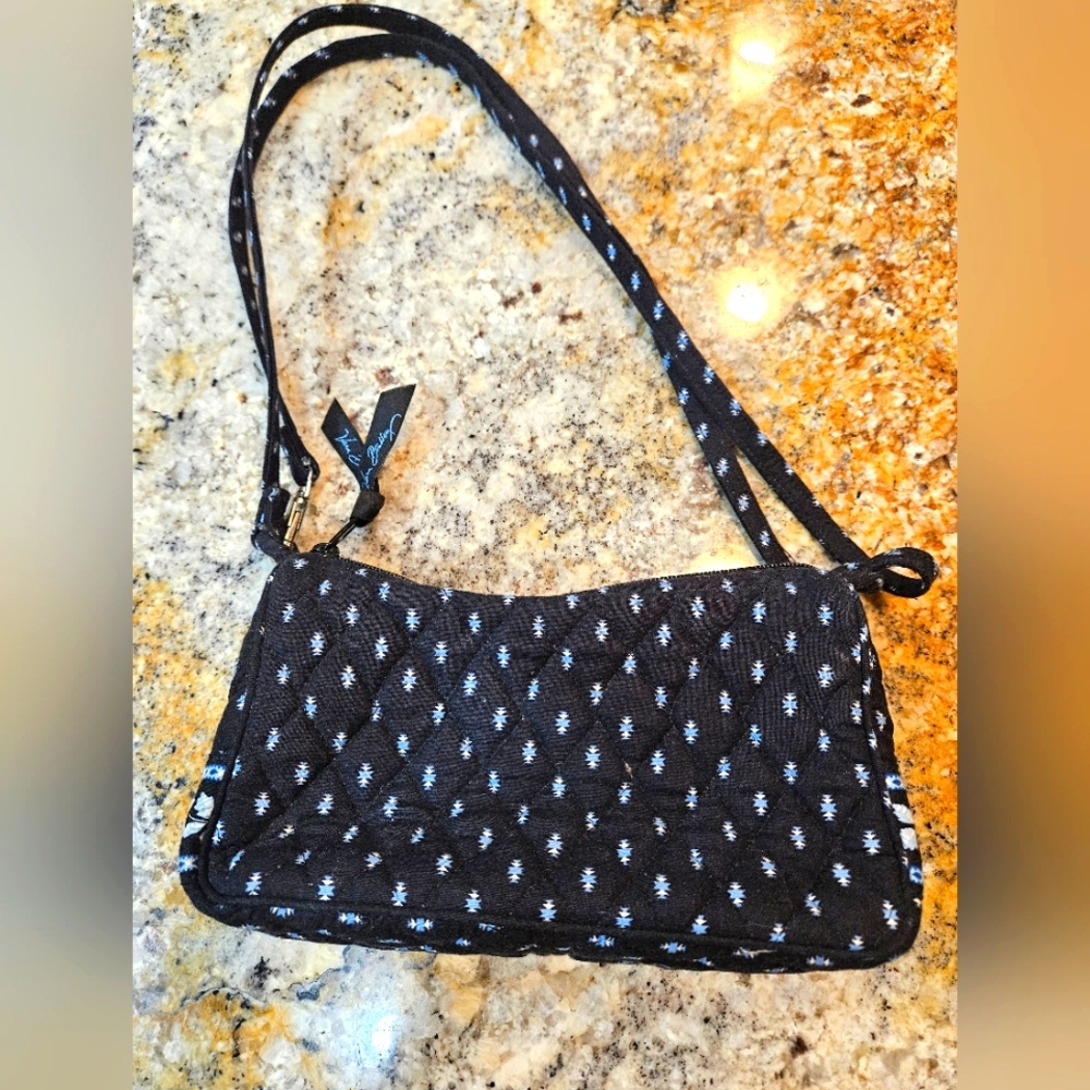 VERA BRADLEY Stylish Black Quilted Shoulder Bag